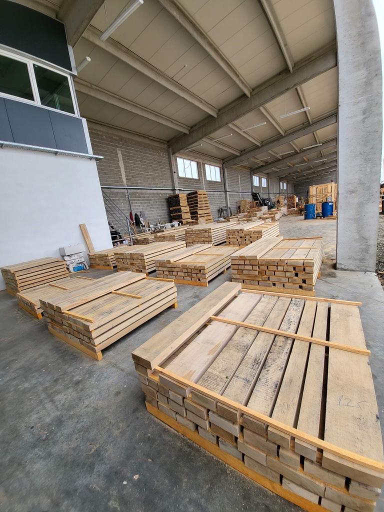 Squared timber beam stock